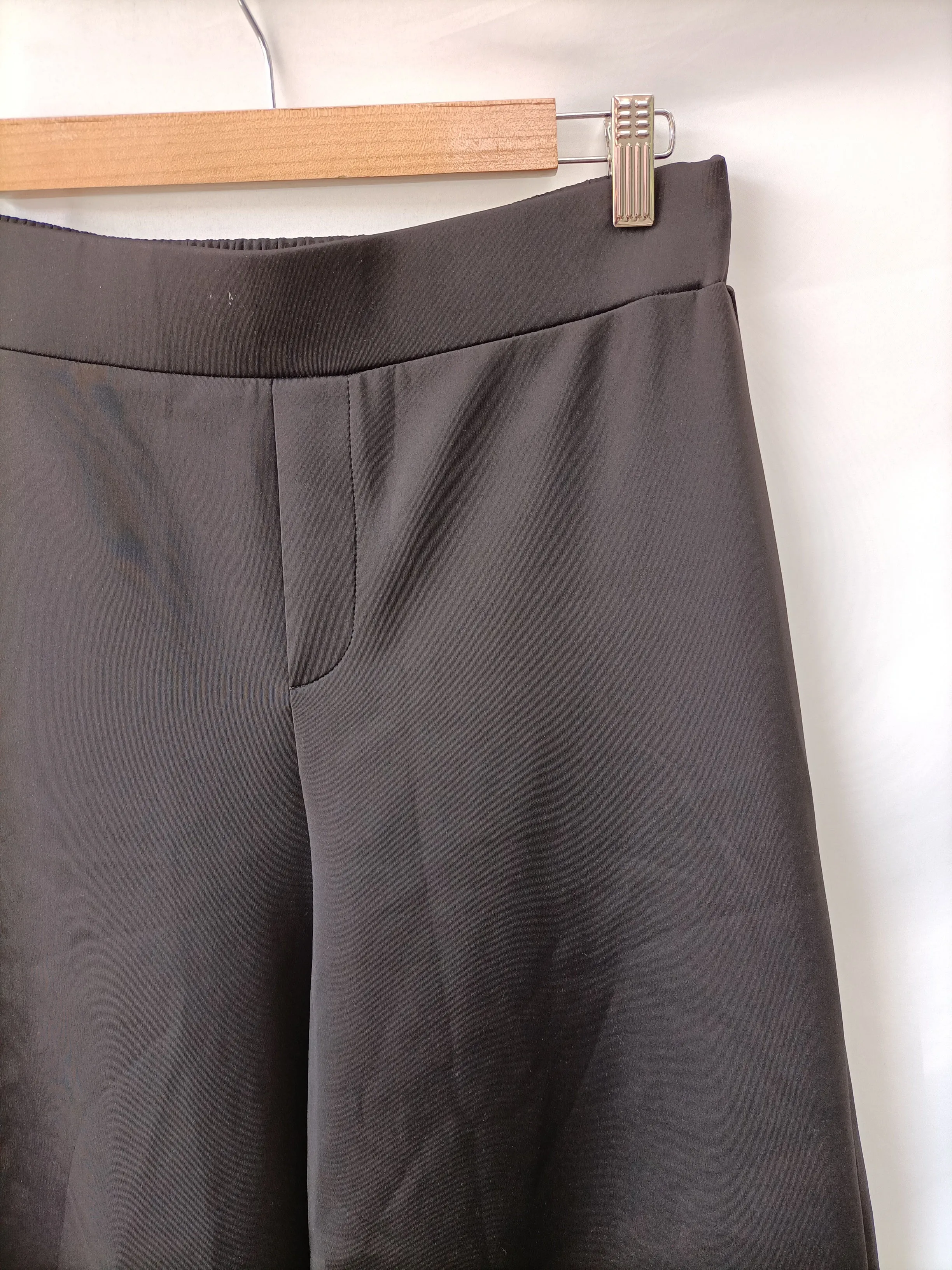 ZARA. pantalon negro ancho de vestir T. L
